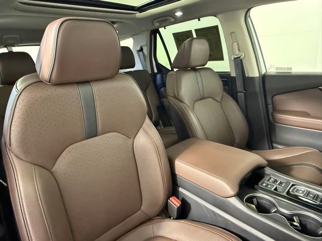 Used 2025 Honda Pilot Elite image 57