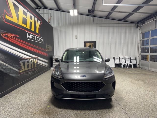 Used 2020 Ford Escape SE image 17