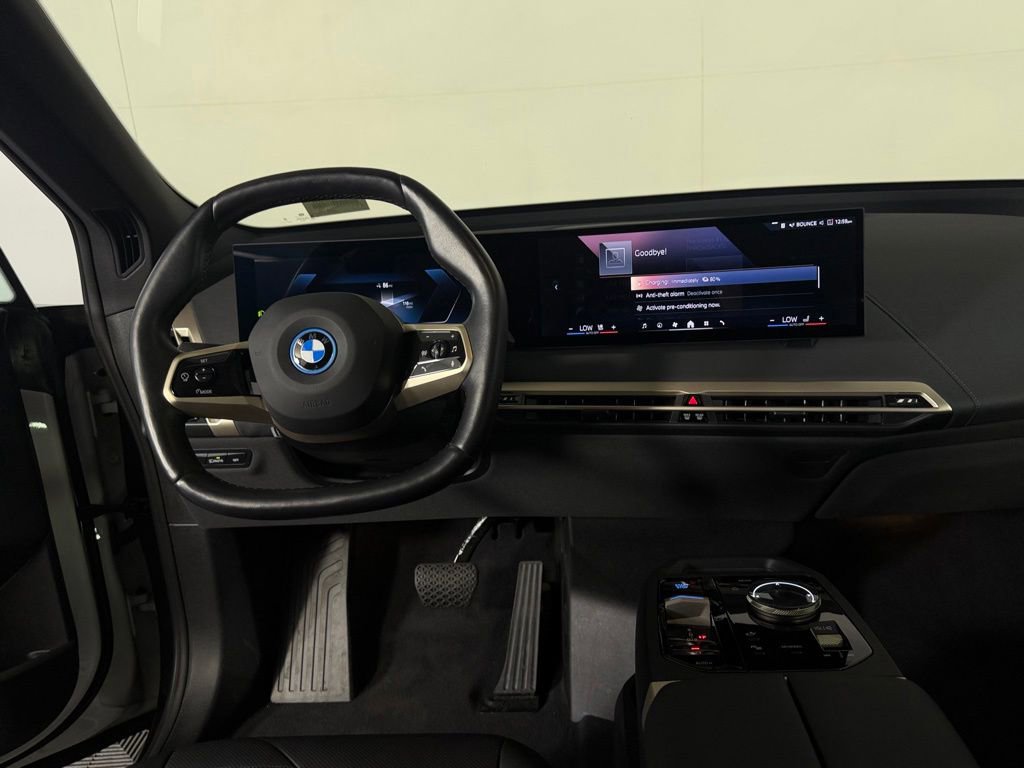 Used 2024 BMW iX xDrive50 w/ Convenience Package AWD/4WD image 14