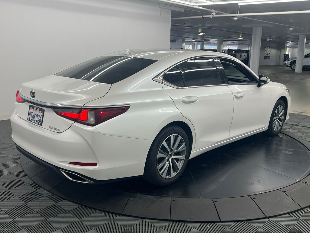 Used 2021 Lexus ES 350 w/ Accessory Package FWD image 6