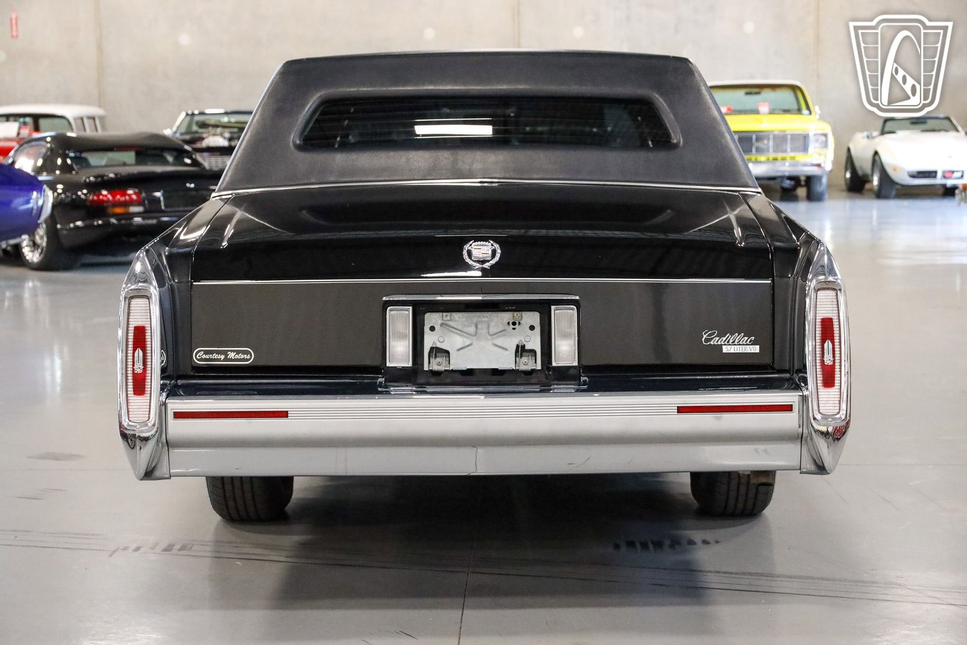 Used 1992 Cadillac Brougham image 37