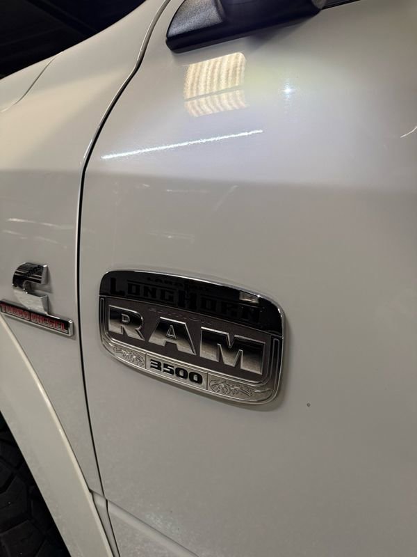 Used 2017 RAM 3500 Laramie Longhorn image 15