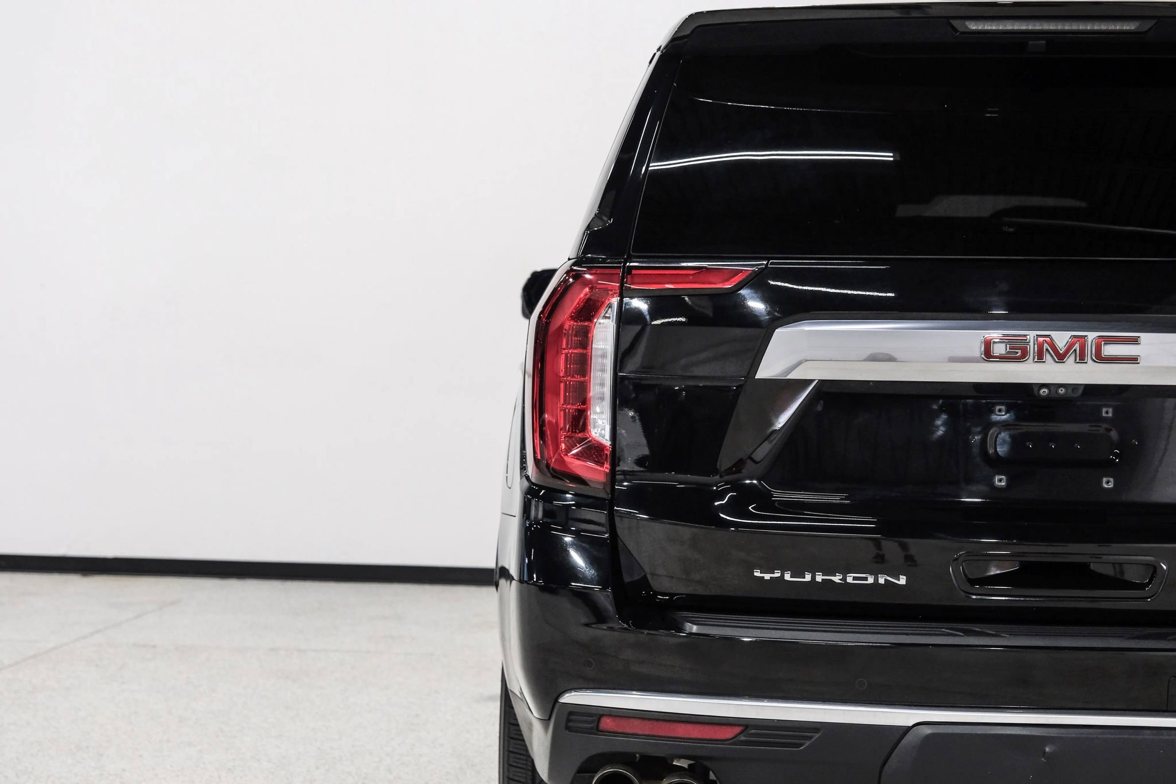 Used 2021 GMC Yukon Denali w/ Denali Premium Package image 59