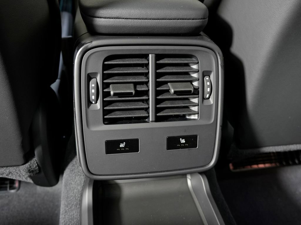 New 2026 Porsche Taycan AWD/4WD image 38