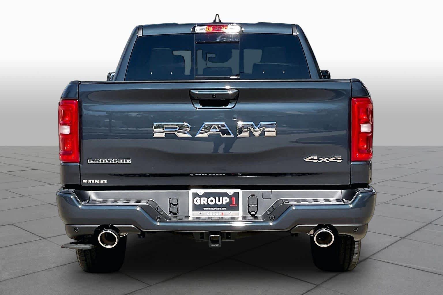 New 2027 RAM 1500 Laramie AWD/4WD image 4