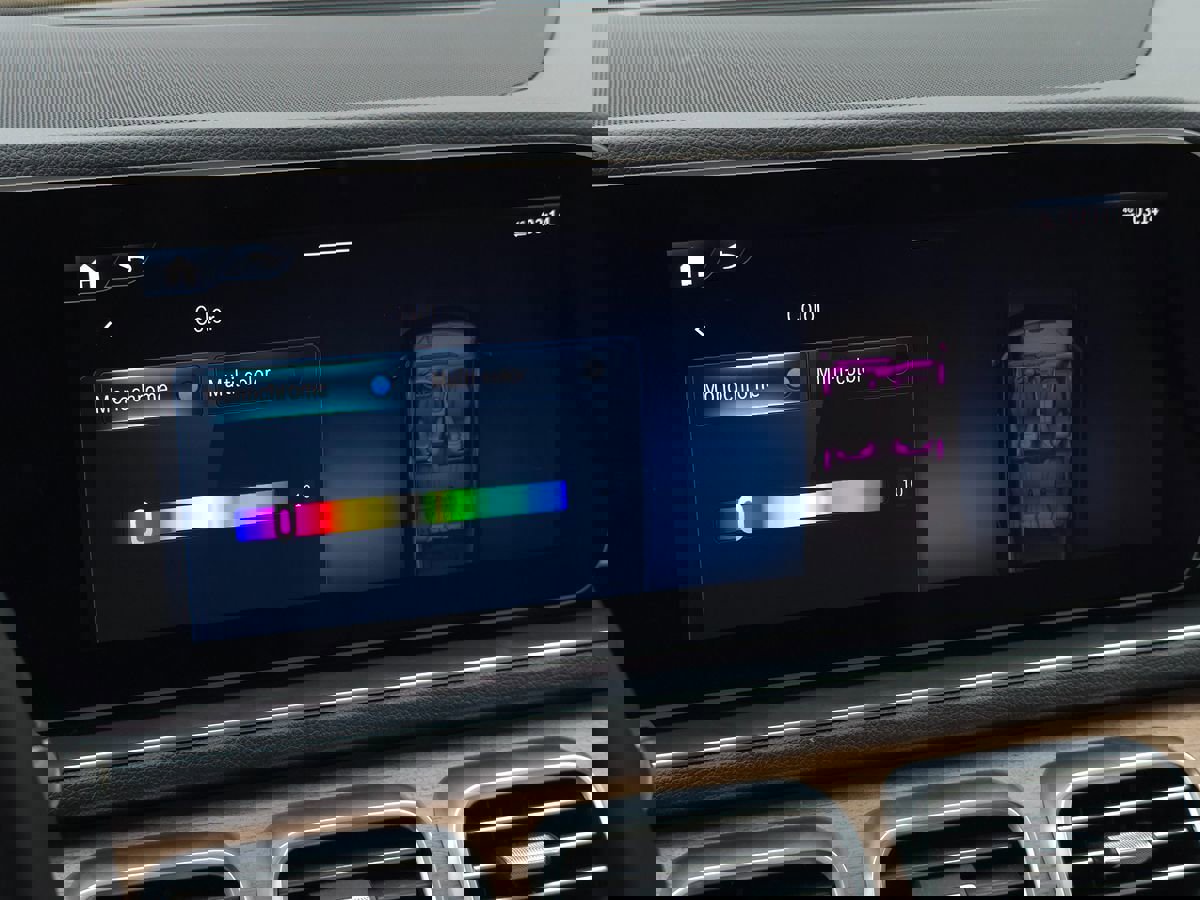 Used 2024 Mercedes-Benz GLE 350 4MATIC SUV image 49