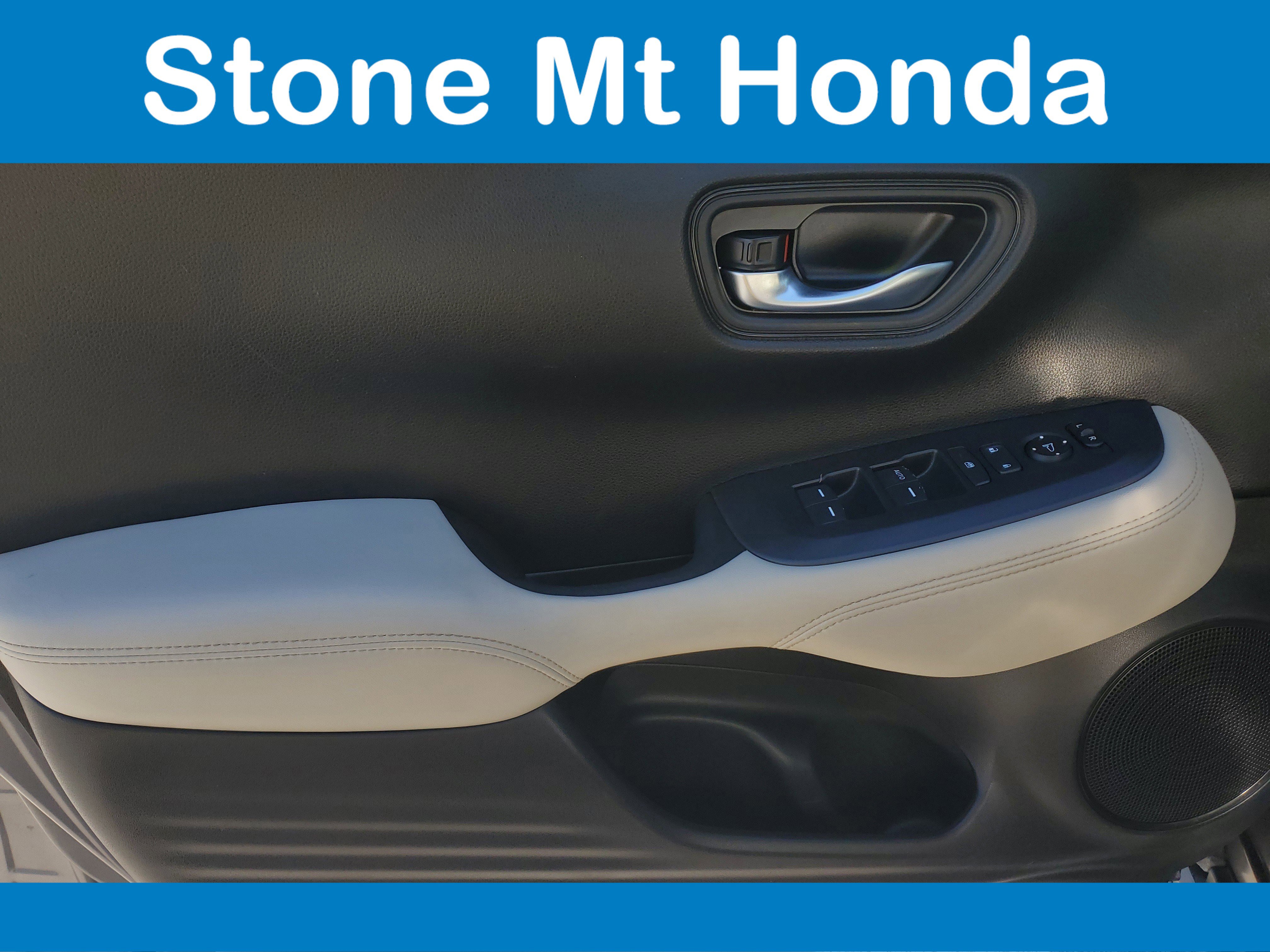 Used 2023 Honda HR-V LX image 18