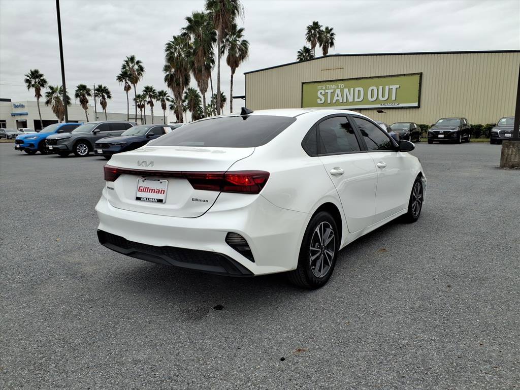 Used 2024 Kia Forte LXS w/ LXS Technology Package image 8