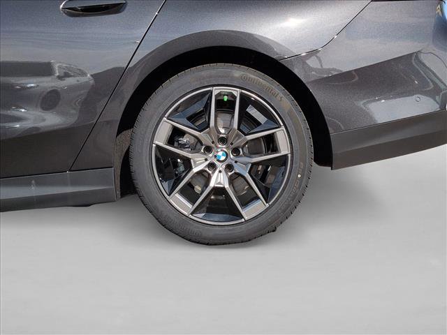 New 2026 BMW 530i xDrive w/ Premium Package AWD/4WD image 10