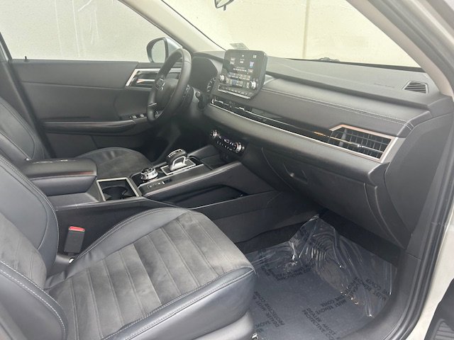 Used 2023 Mitsubishi Outlander SE FWD image 16