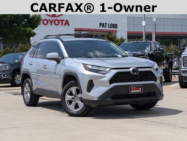 Used 2024 Toyota RAV4 XLE w/ Convenience Package FWD image 2