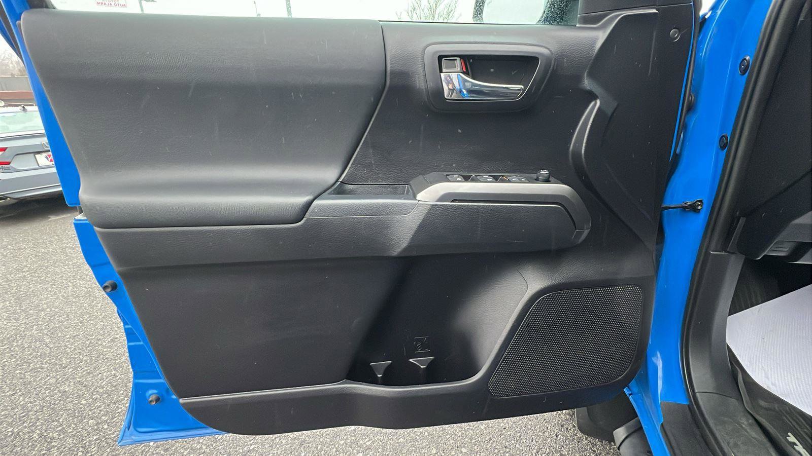 Used 2020 Toyota Tacoma TRD Sport image 20