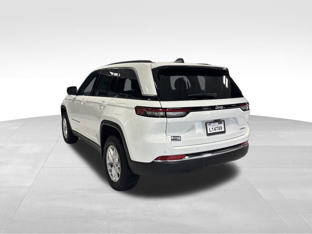 New 2025 Jeep Grand Cherokee Laredo X w/ Luxury Tech Group I image 4