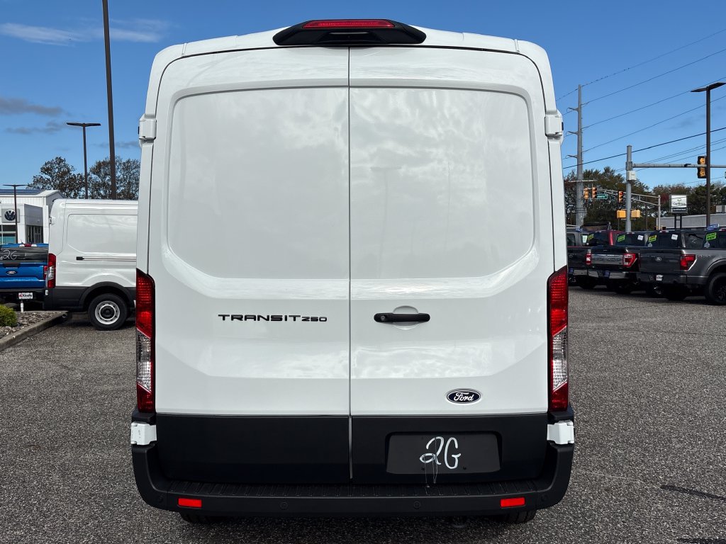 New 2026 Ford Transit 250 148 Medium Roof RWD image 9