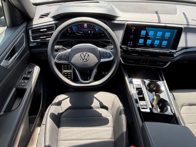New 2026 Volkswagen Atlas Cross Sport SEL R-Line AWD/4WD image 16
