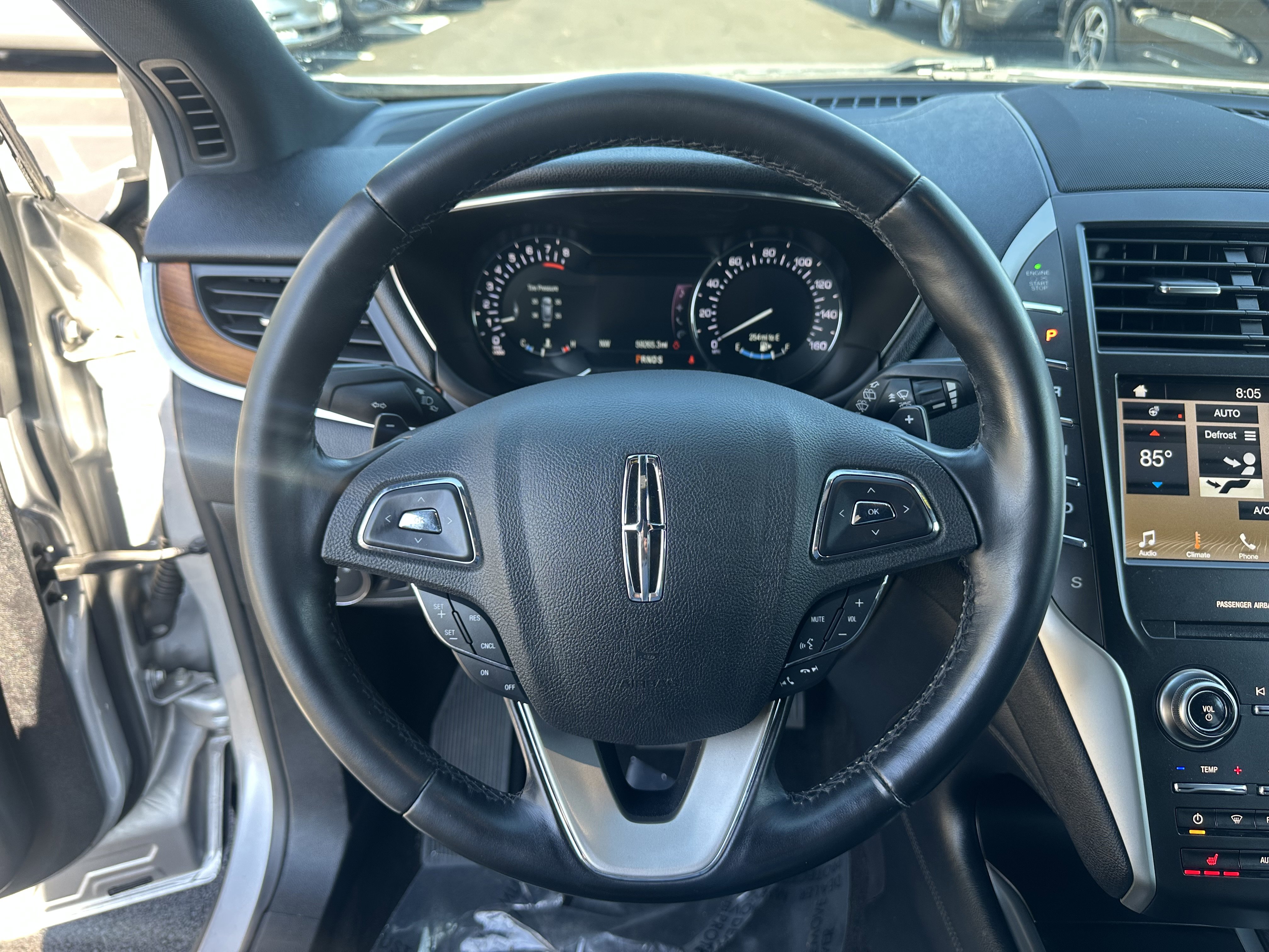 Certified 2019 Lincoln MKC Select w/ Select Plus Package image 12