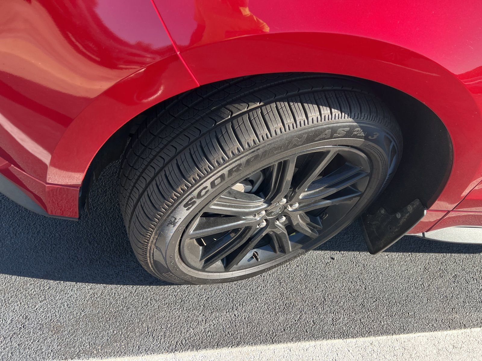 Used 2022 Ford Edge ST-Line AWD/4WD image 4