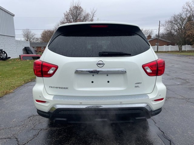 Used 2020 Nissan Pathfinder SL image 12