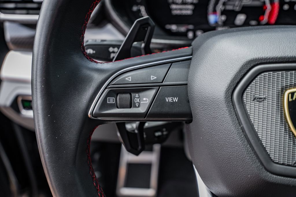 Used 2019 Lamborghini Urus AWD/4WD image 26