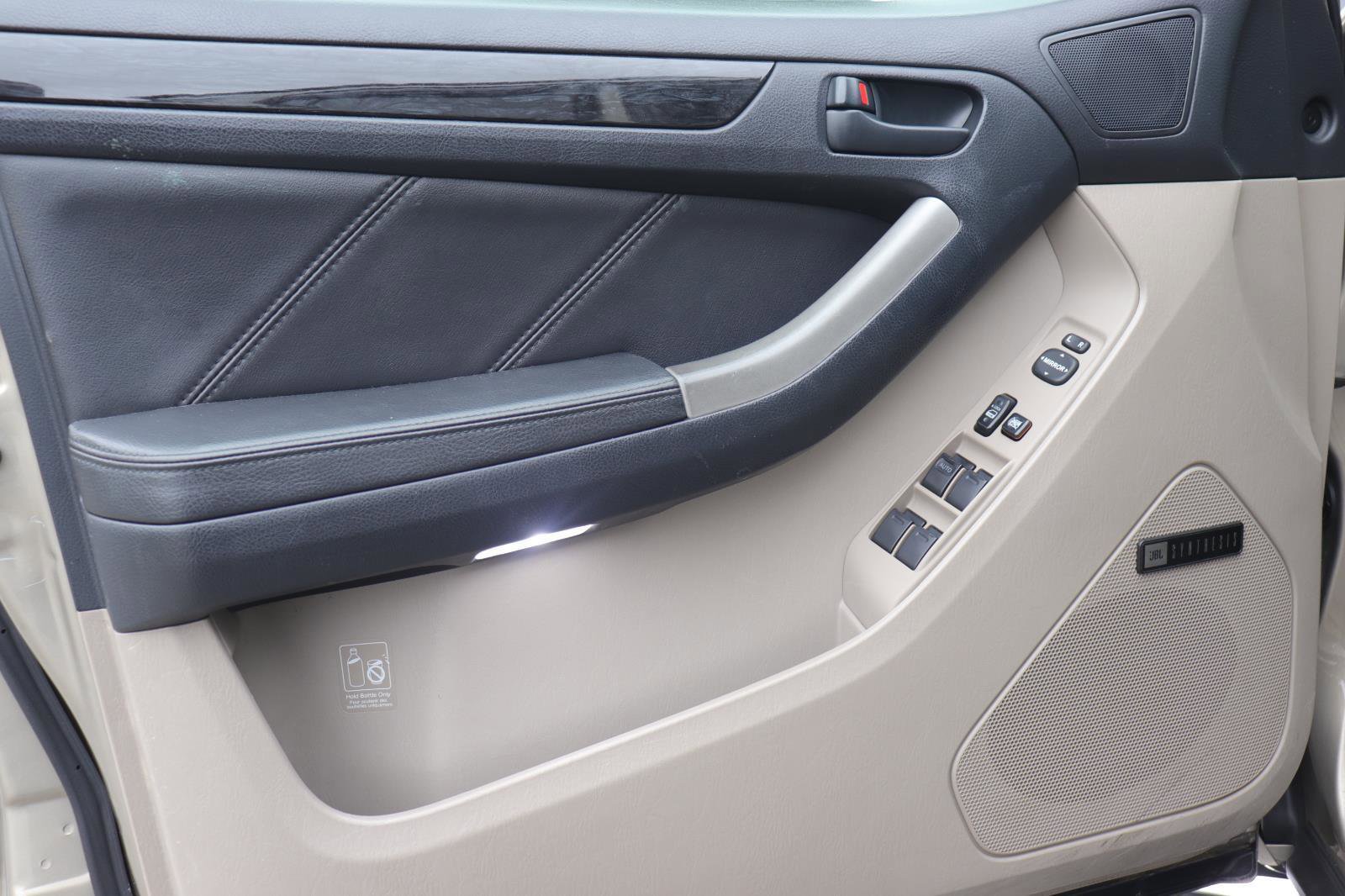 Used 2008 Toyota 4Runner Limited AWD/4WD image 10