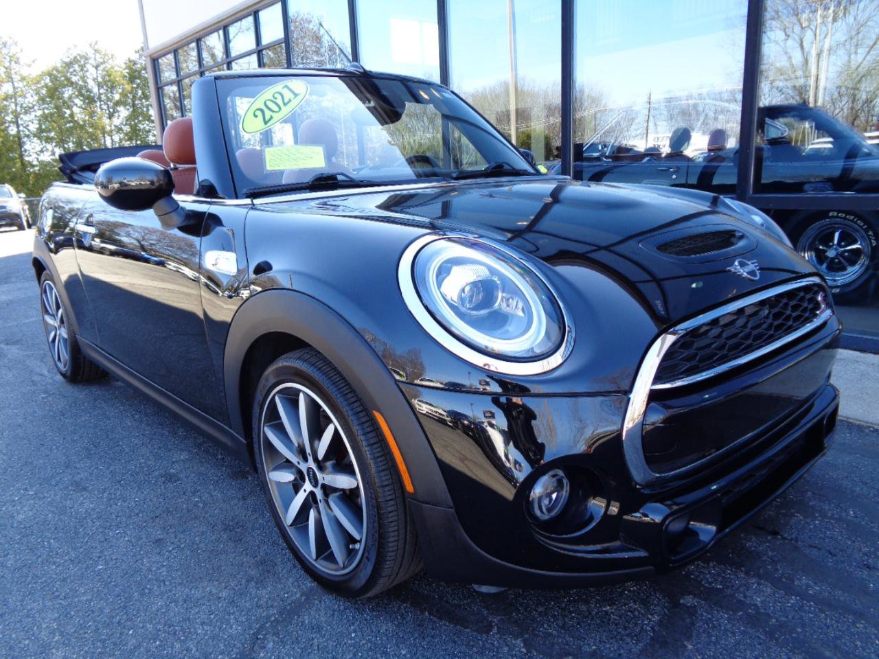 Used 2021 MINI Cooper S w/ Signature Upholstery Package image 3