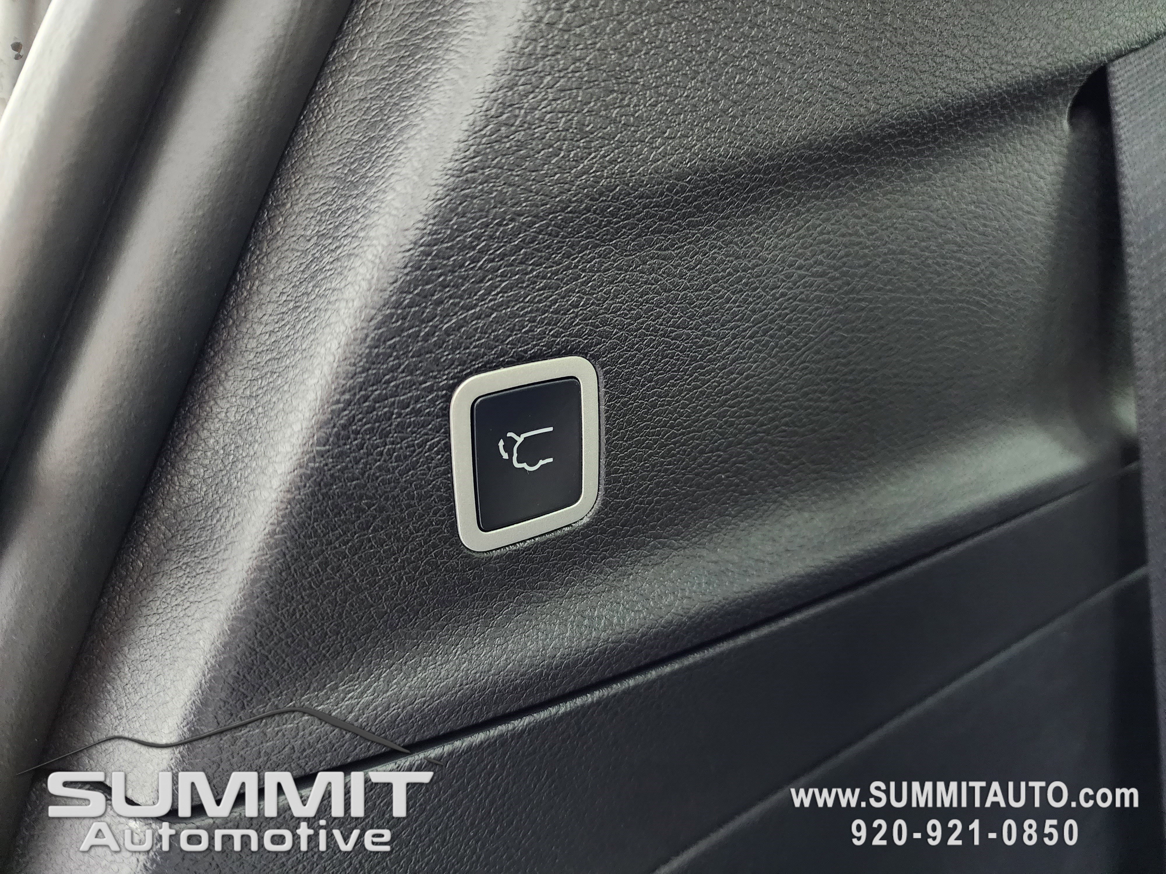 New 2026 Chrysler Pacifica Limited w/ S Appearance Package image 32