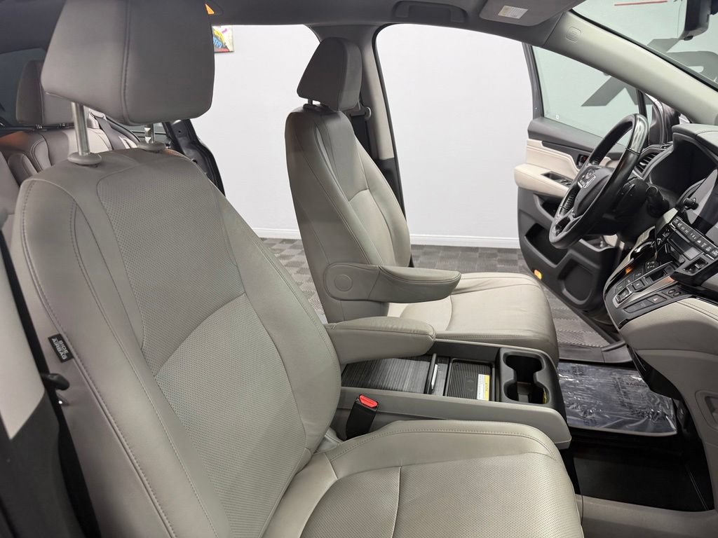 Used 2018 Honda Odyssey Elite image 49