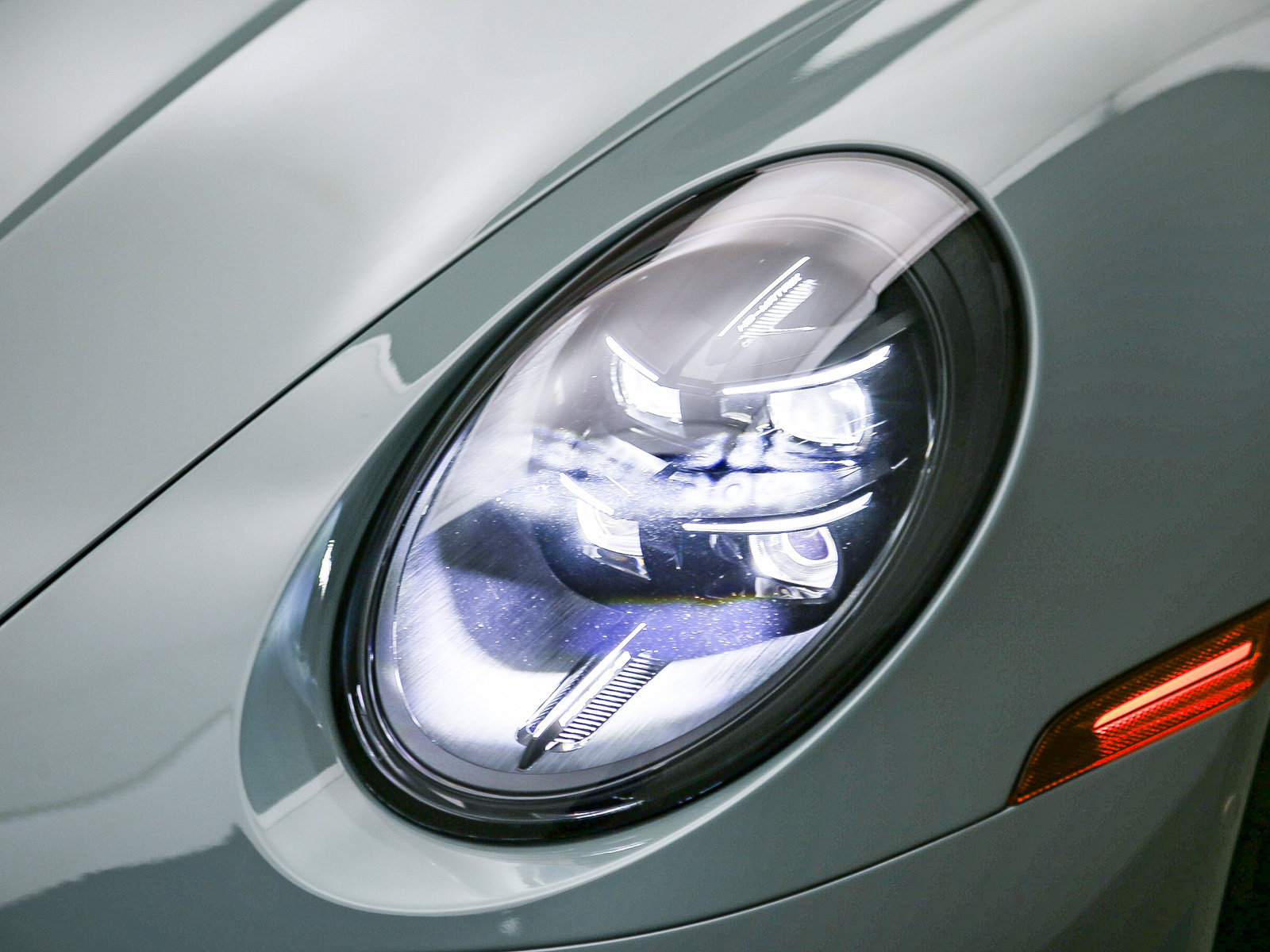 Certified 2025 Porsche 911 Carrera w/ Premium Package RWD image 11