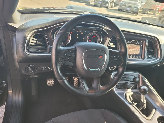 Used 2017 Dodge Challenger R/T Scat Pack RWD image 29