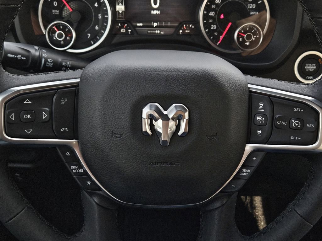 New 2026 RAM 1500 4x4 Crew Cab image 20