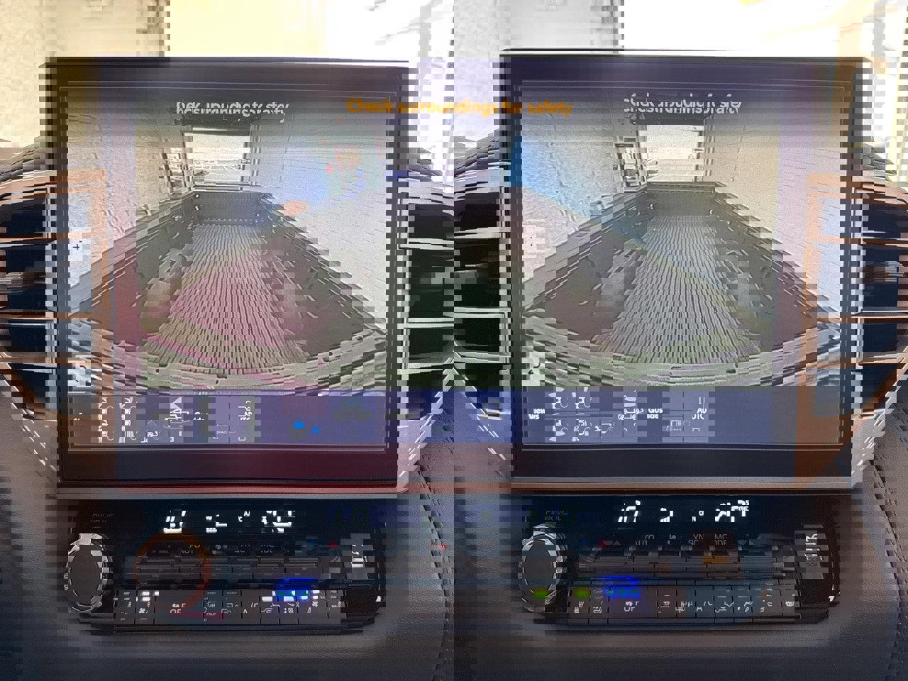 New 2026 Toyota Tundra Platinum image 31