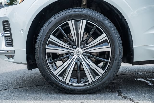 Certified 2023 Volvo XC60 B5 Plus w/ Climate Package AWD/4WD image 18