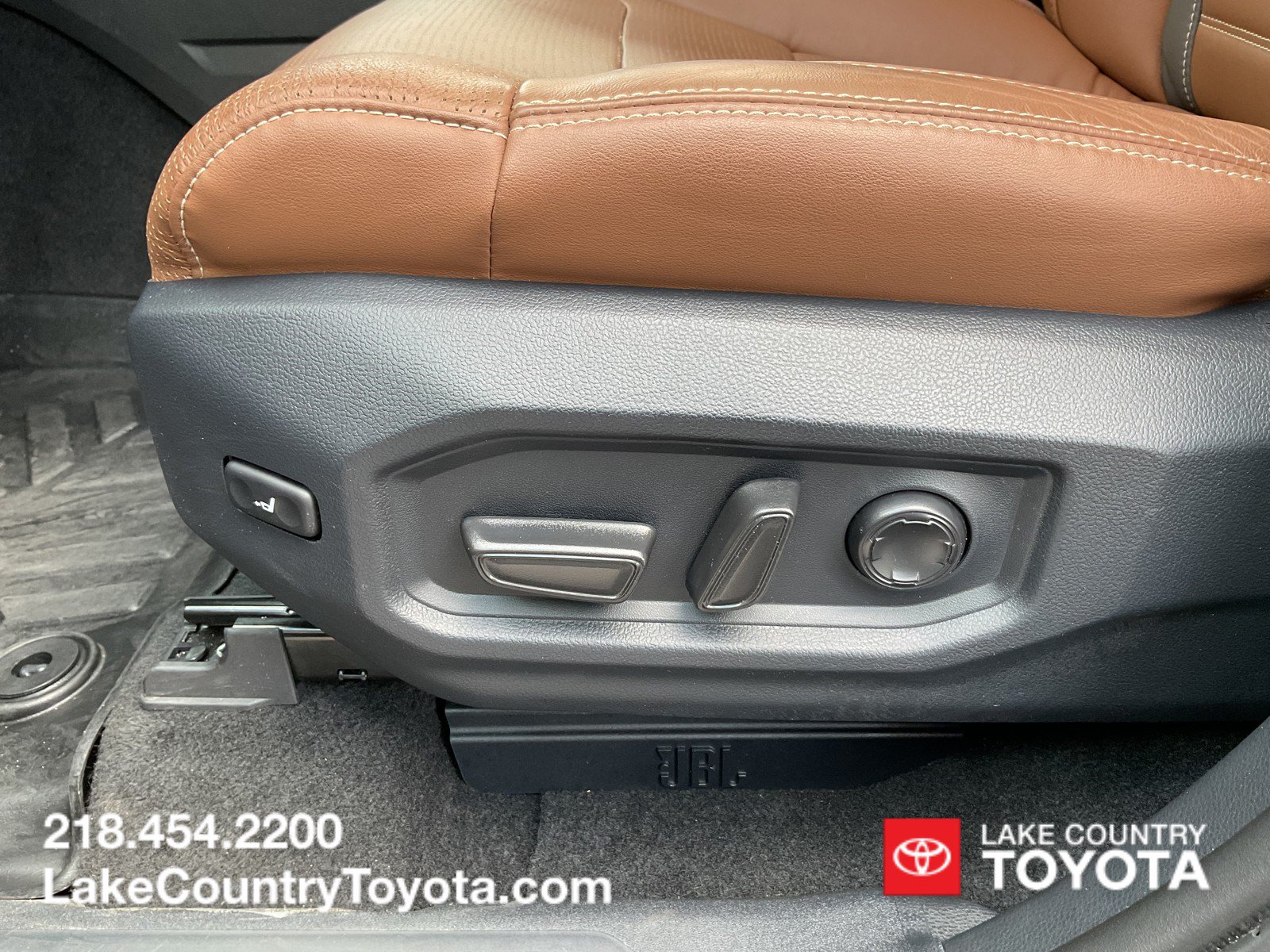 Used 2025 Toyota Tundra 1794 Edition w/ TRD Off-Road Package AWD/4WD image 23