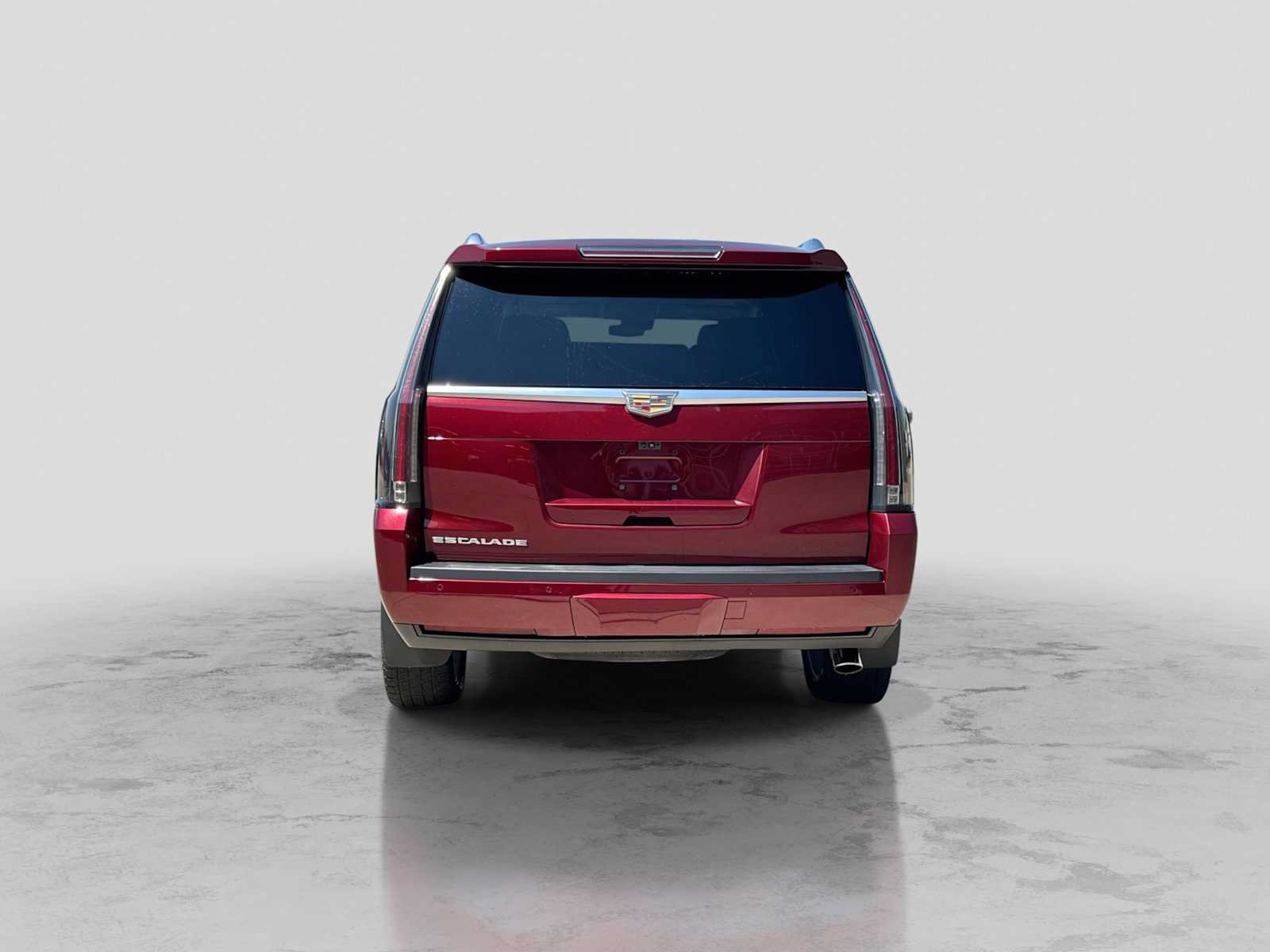 Used 2019 Cadillac Escalade Luxury w/ LPO, Radiant Package AWD/4WD image 5