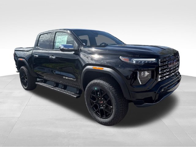 New 2026 GMC Canyon Denali w/ LPO, Denali Black Edition AWD/4WD image 7