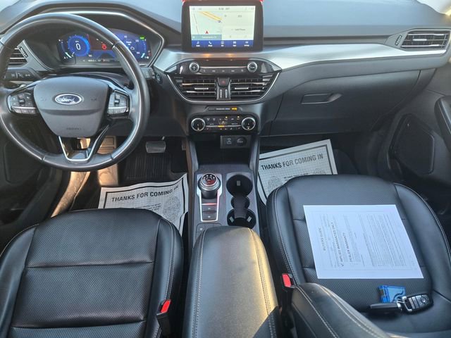 Certified 2022 Ford Escape Titanium image 11