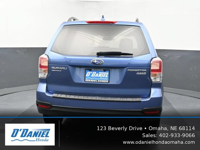 Used 2017 Subaru Forester 2.5i w/ Alloy Wheel Package AWD/4WD image 5