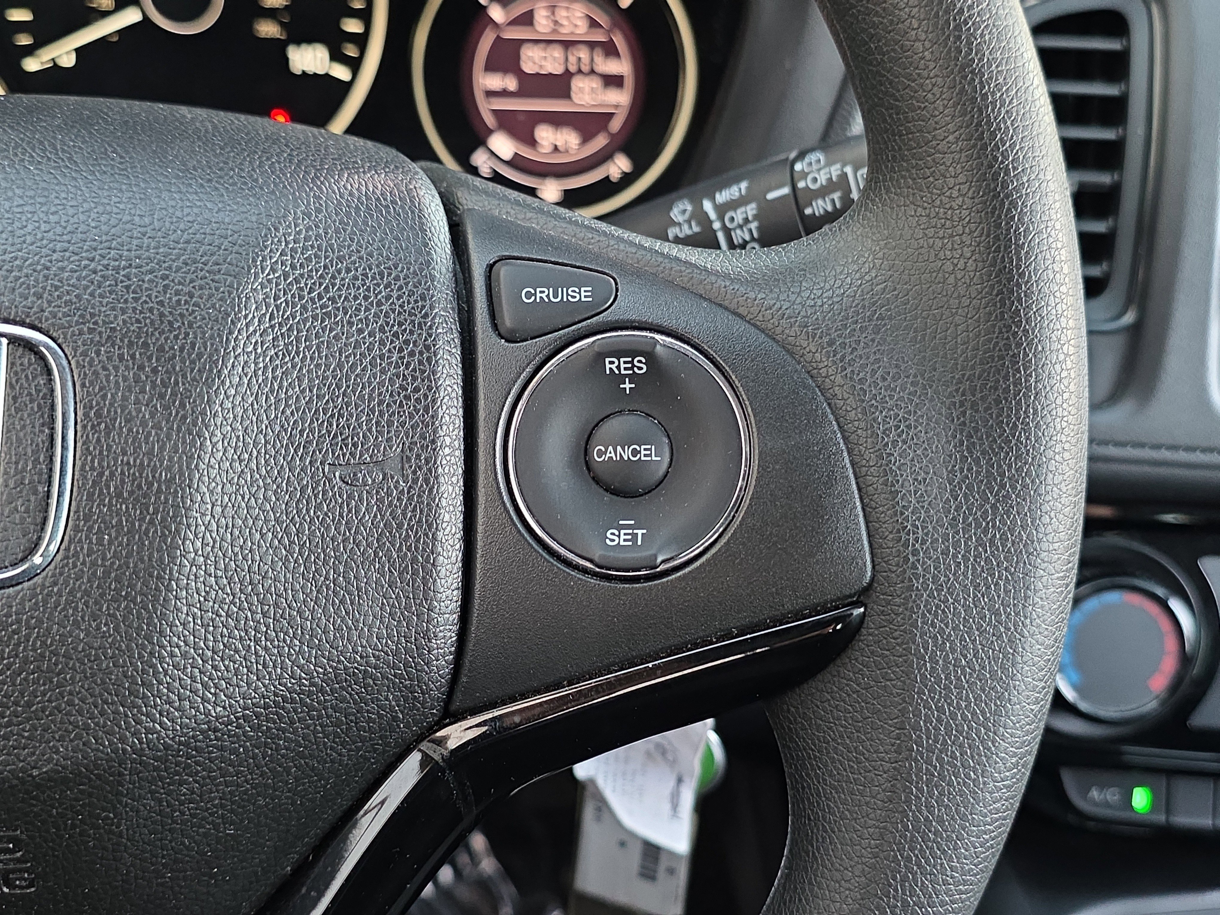 Used 2017 Honda HR-V LX image 14