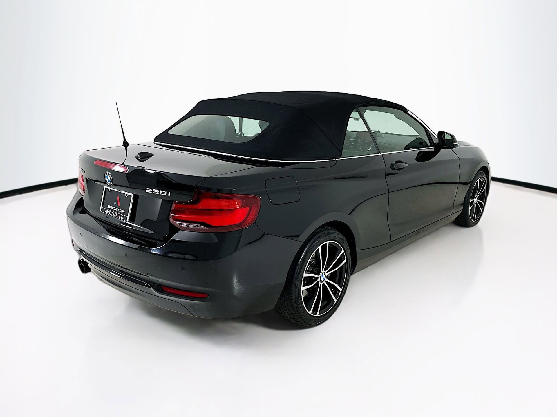 Used 2020 BMW 230i xDrive Convertible image 8