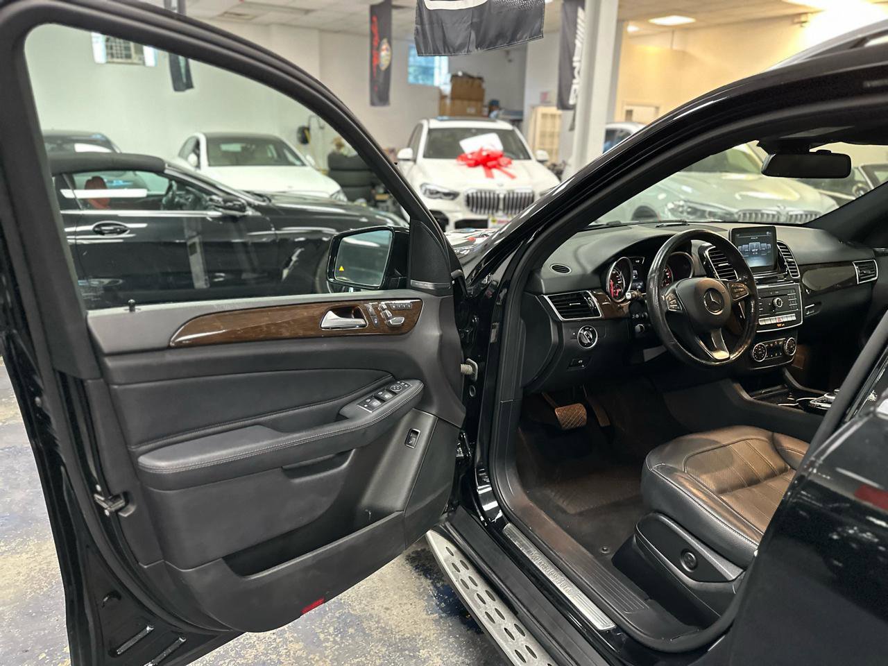 Used 2017 Mercedes-Benz GLE 350 4MATIC image 11
