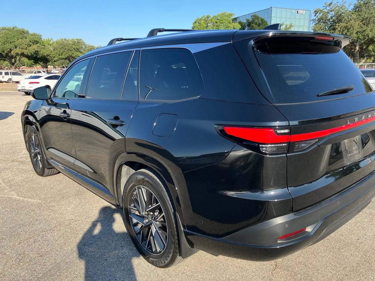 Used 2025 Lexus TX 350 AWD w/ Technology Package image 21