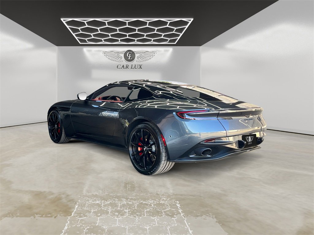 Used 2020 Aston Martin DB11 AMR image 3