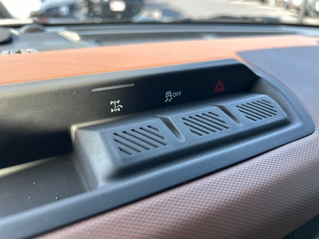 Used 2024 Ford Bronco Outer Banks AWD/4WD image 28