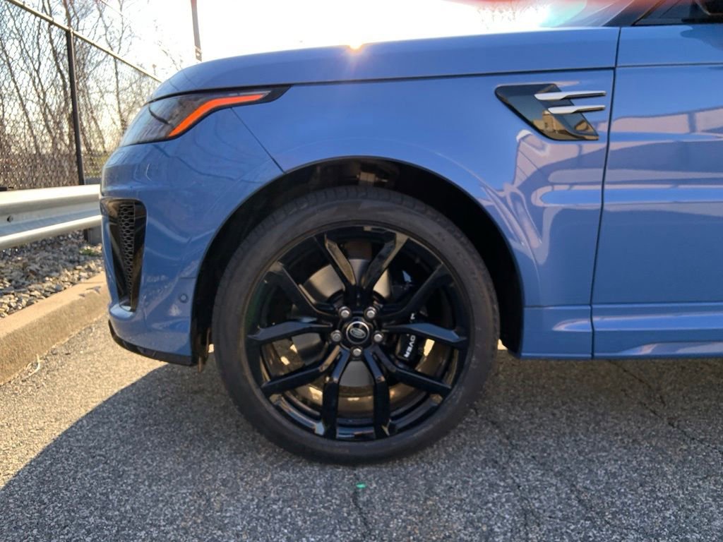 Certified 2022 Land Rover Range Rover Sport SVR AWD/4WD image 11