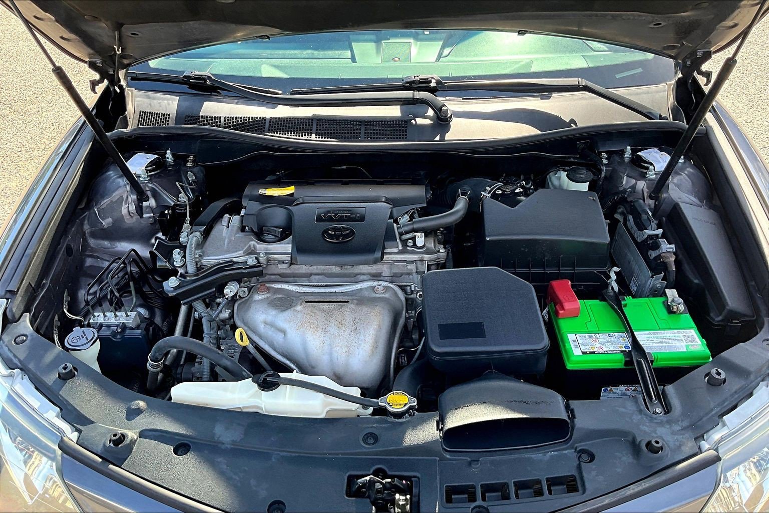 Used 2013 Toyota Camry SE FWD image 9