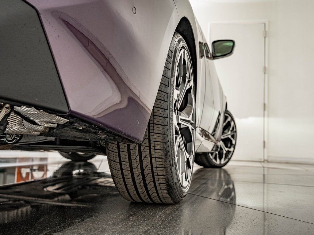 Certified 2025 BMW 230i xDrive Coupe w/ Premium Package image 40