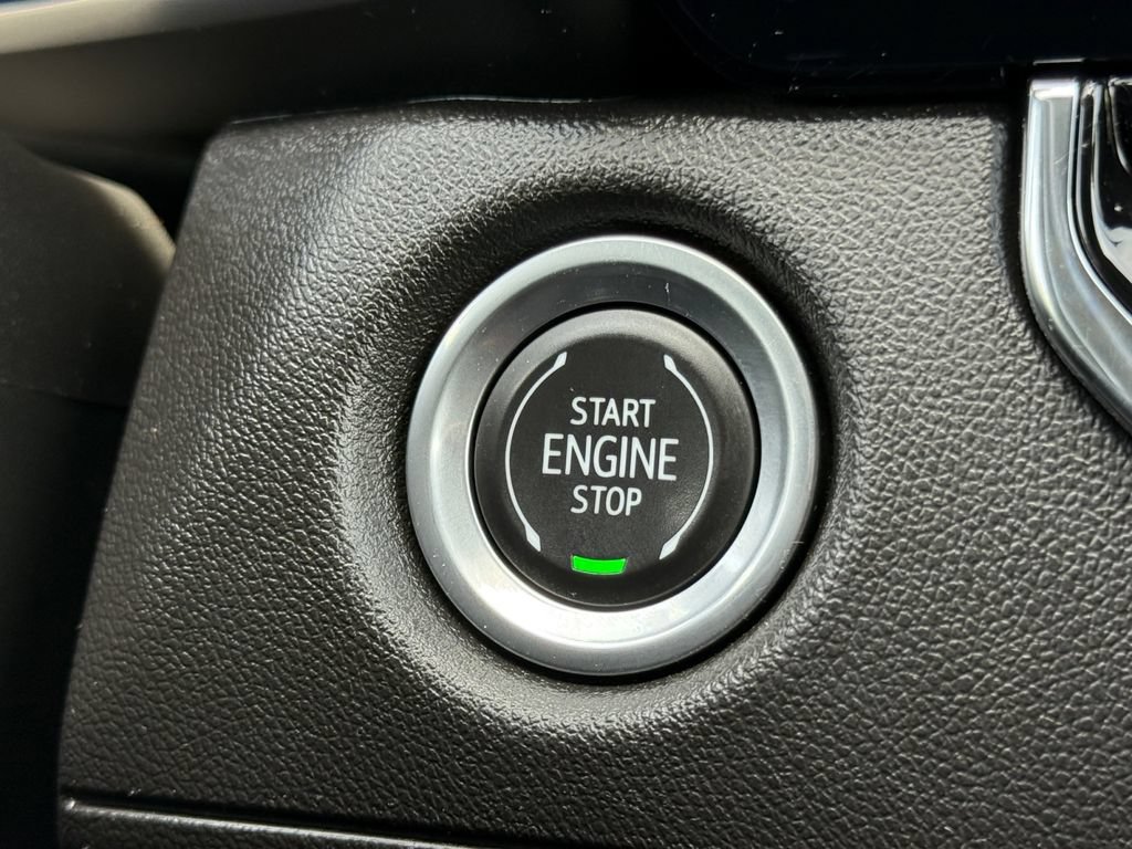 Used 2023 Chevrolet Colorado Trail Boss w/ Technology Package AWD/4WD image 26