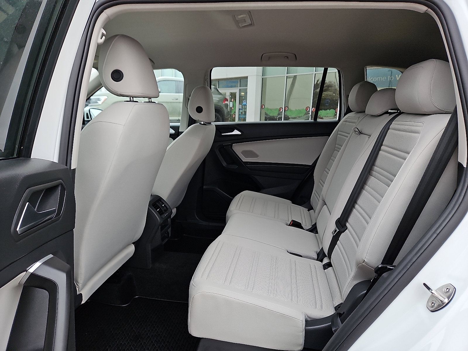 Certified 2024 Volkswagen Tiguan S image 9