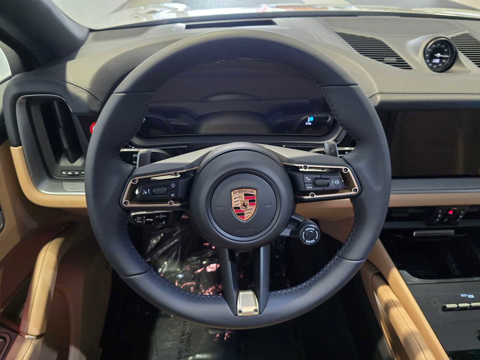 New 2026 Porsche Cayenne S image 23