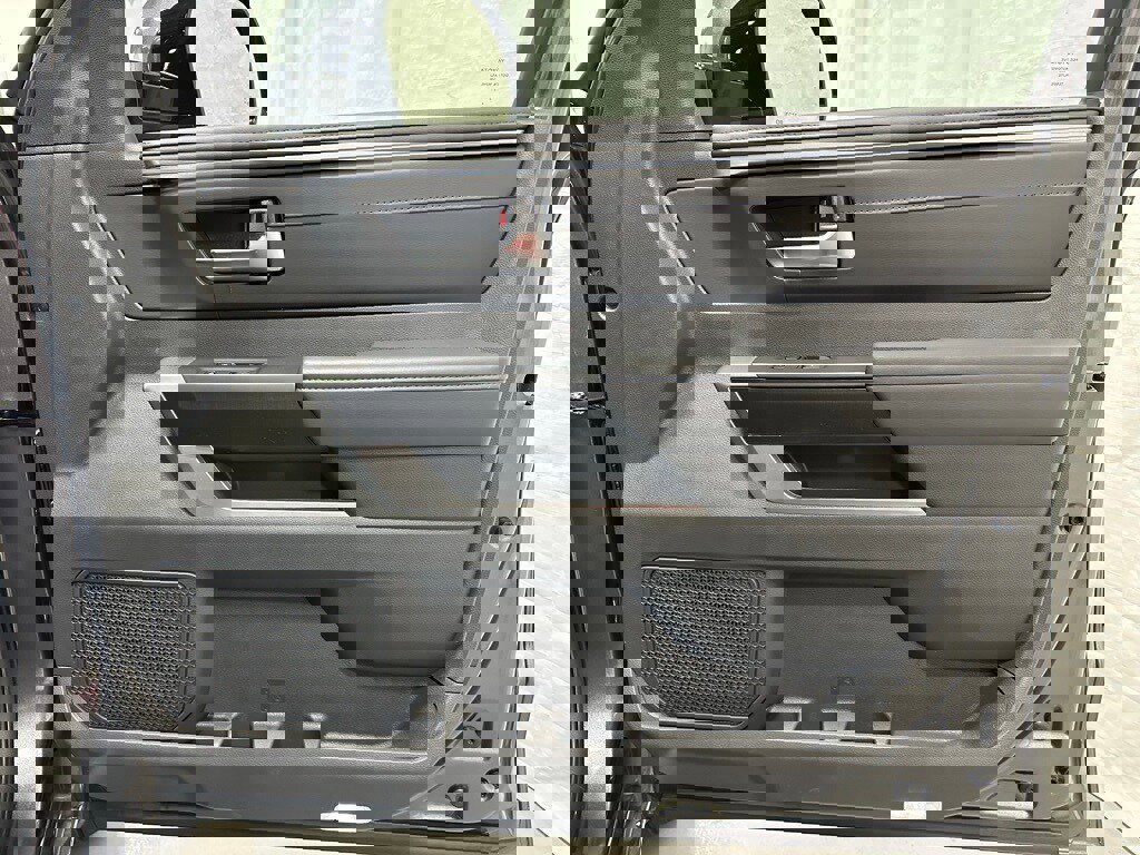 Used 2025 Toyota Tundra Platinum image 63